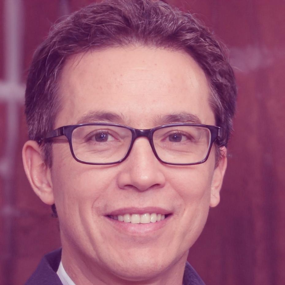 Fachlicher Seminarleiter mit fundierter Expertise